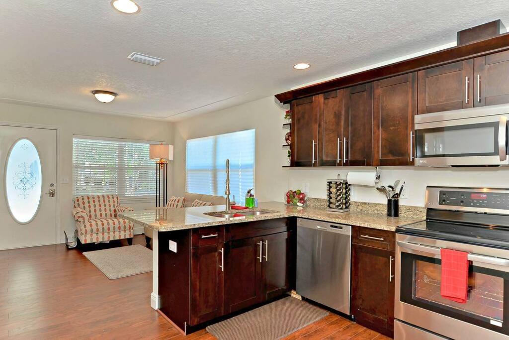 Spacious House With Big Backyard In N. Hyde Park / Close To Downtown 坦帕 外观 照片